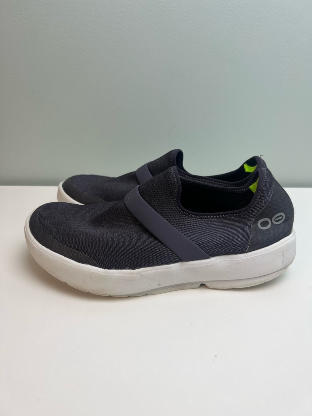 OOFOS OOmg Slip On Casual Sneakers Gray Womens Size 10 W Rubber Stretch Comfort - Picture 3 of 8